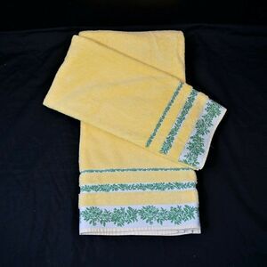 Yves Delorme Paris Vintage 90s 2 Towels Cotton Terry Cloth Made In France